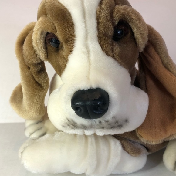 Dan Dee Collector’s Choice Basset Hound Realist Dog Plush Stuffing Animal 14 “ - Picture 2 of 5